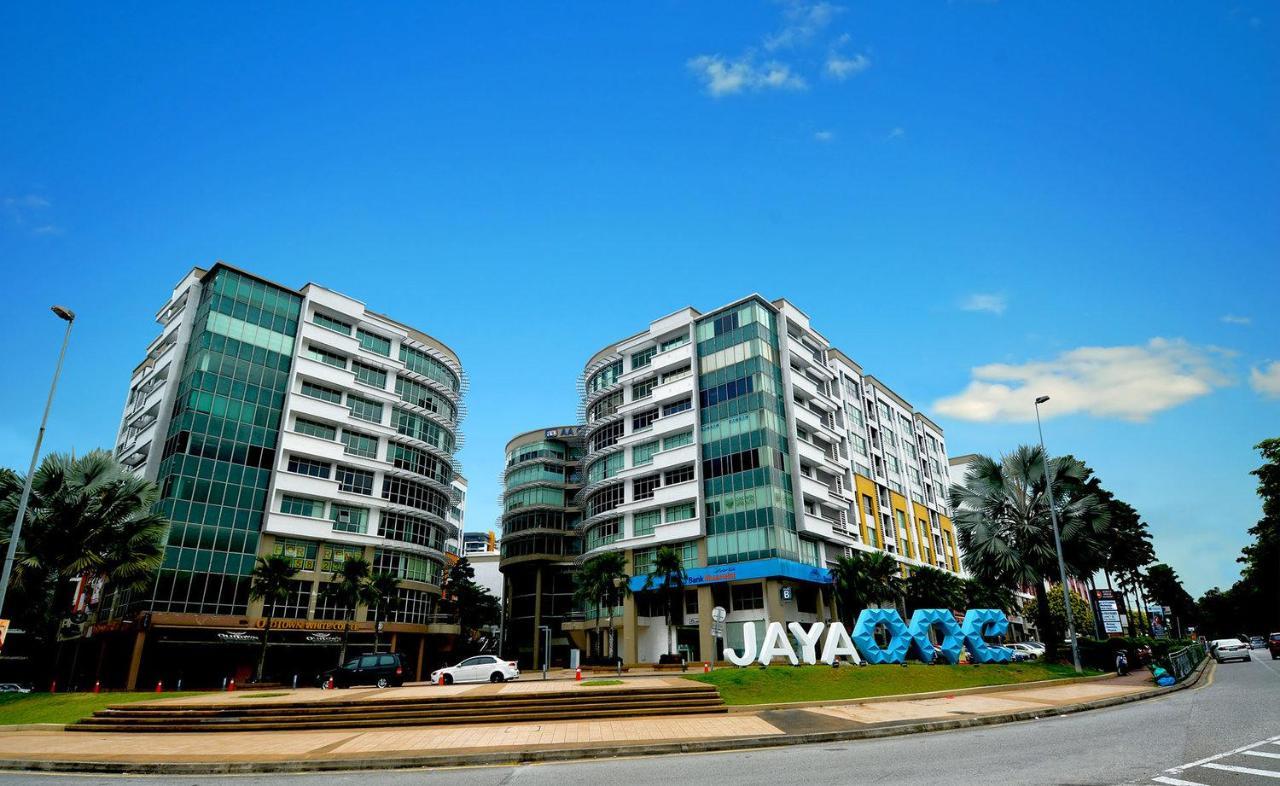 Studio Units At Pacific Tower Near Jaya One By Comfyasia 八打灵再也 外观 照片